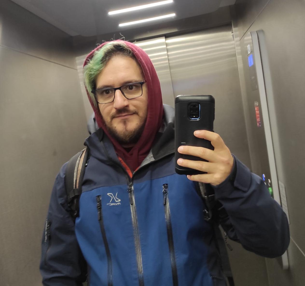 David Bauer im Fahrstuhl